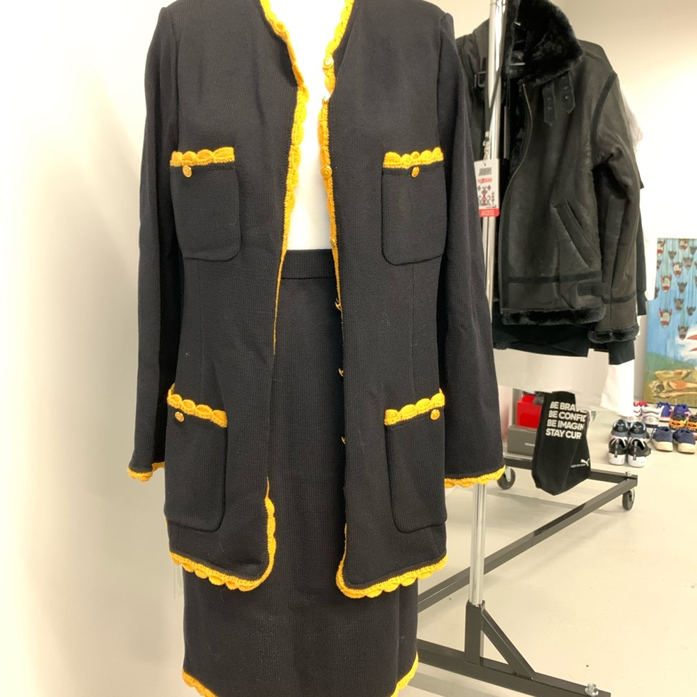 Vintage St John knit suit